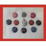 Artclix Pendant - plus x10 “Love Never Fails” multicoloured buttons